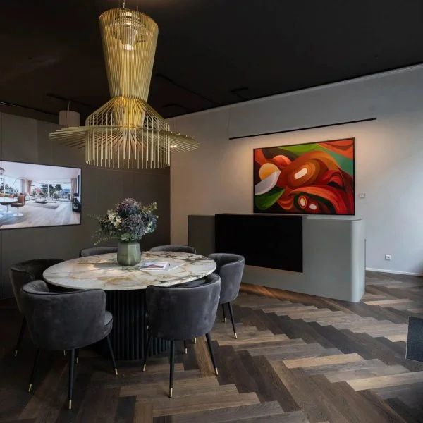 Avant-garde real estate showroom