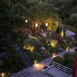Villa mit preisgekröntem Garten in Küsnacht, Schweiz. thumbnail 2